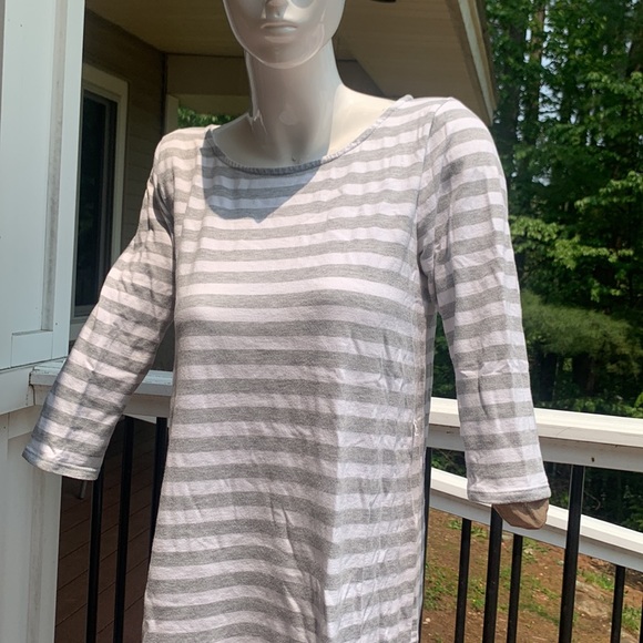 HIVE & HONEY STRIPED DRESS - Picture 2 of 13